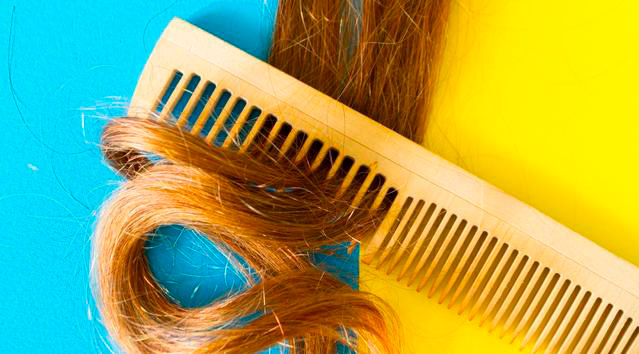 desenredar pelo con acondicionador curly