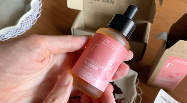 Freshly Radiant Curls oil