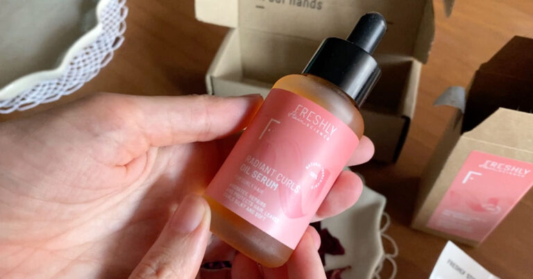 Radiant Curls Oil serum